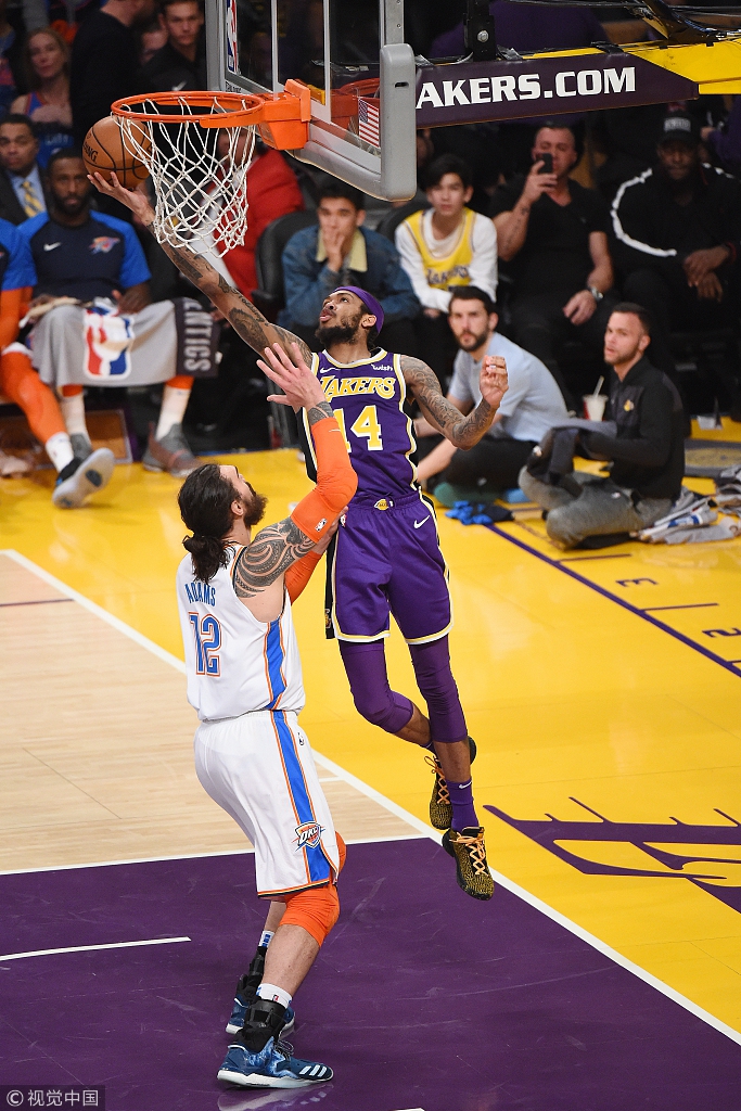 展现出强大 展现出强大