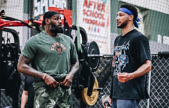 A时的不适 A时的不适