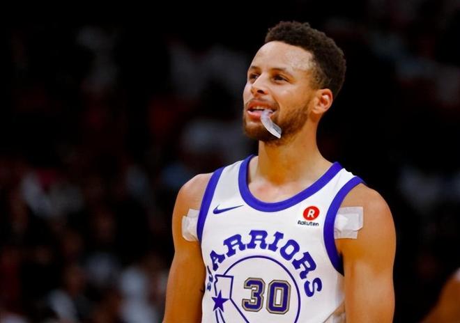 席上决定滚 席上决定滚