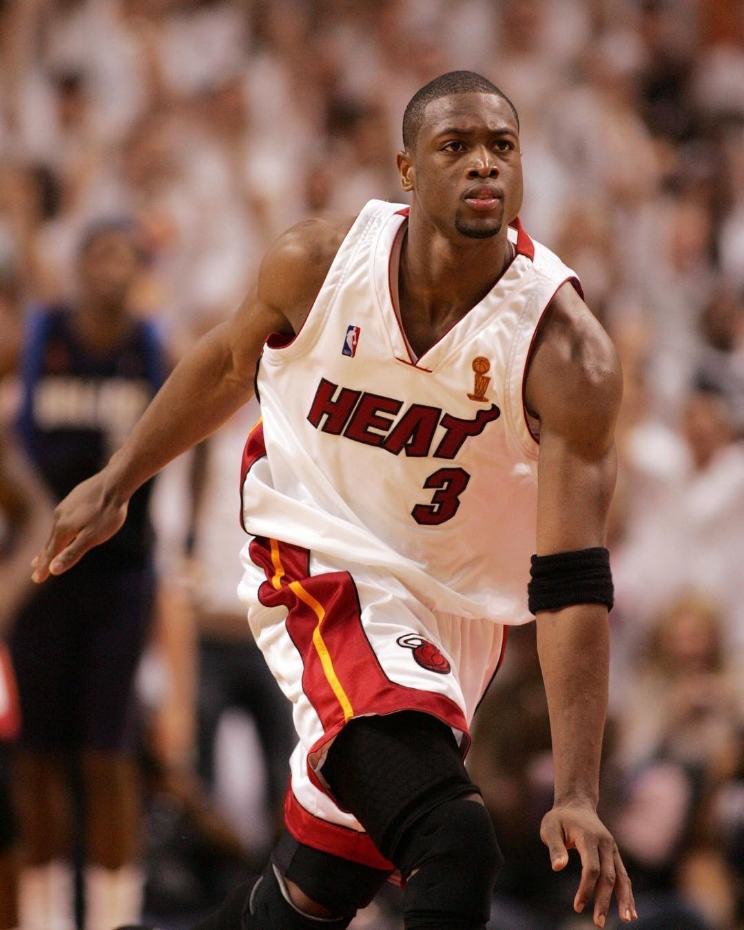 正面身体对 正面身体对